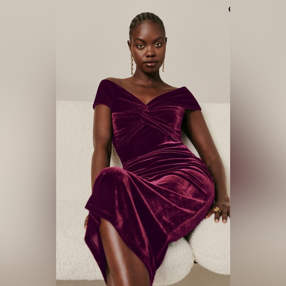 Reformation Toulon Knit Dress in Burgundy velvet size Small *worn twice*